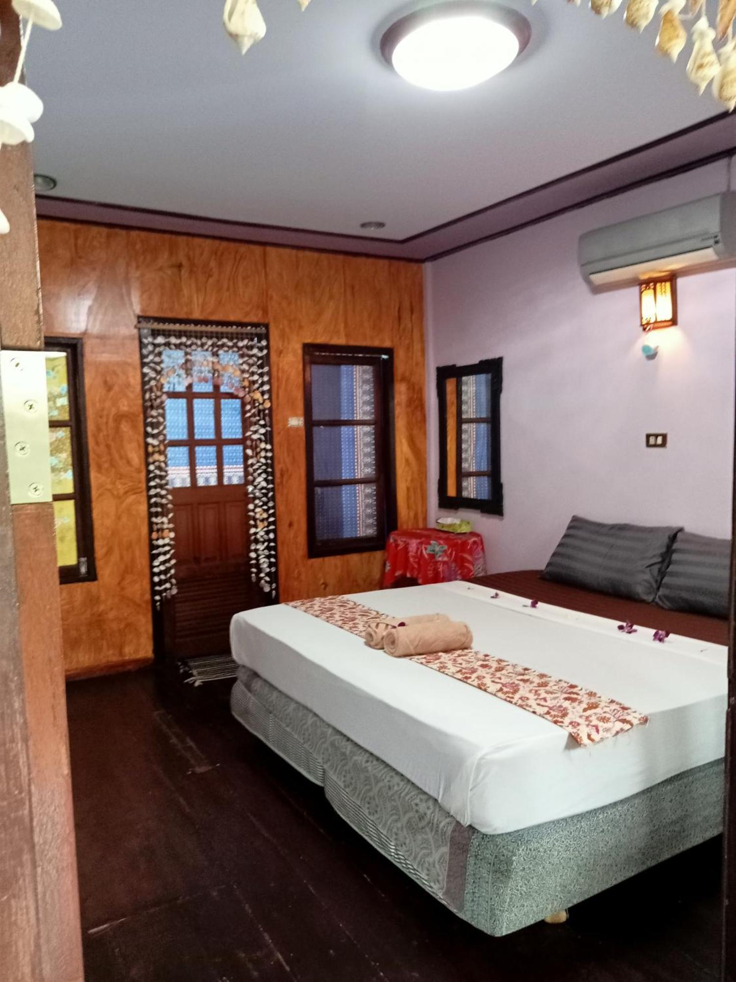 P P Garden Home Bungalow Phi Phi Don Room photo