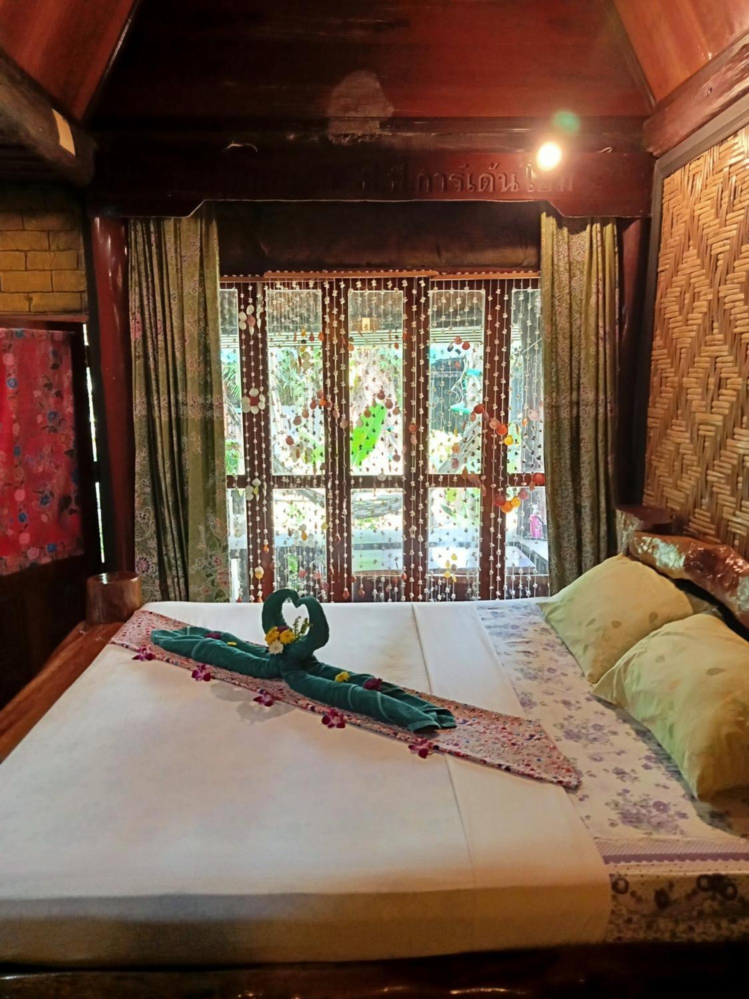 P P Garden Home Bungalow Phi Phi Don Room photo